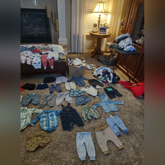 Big bundle of baby boy clothes euc - Picture 3 of 16
